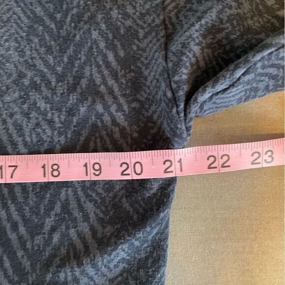 Athleta Blue Sweatshirt Size XS - Picture 5 of 7